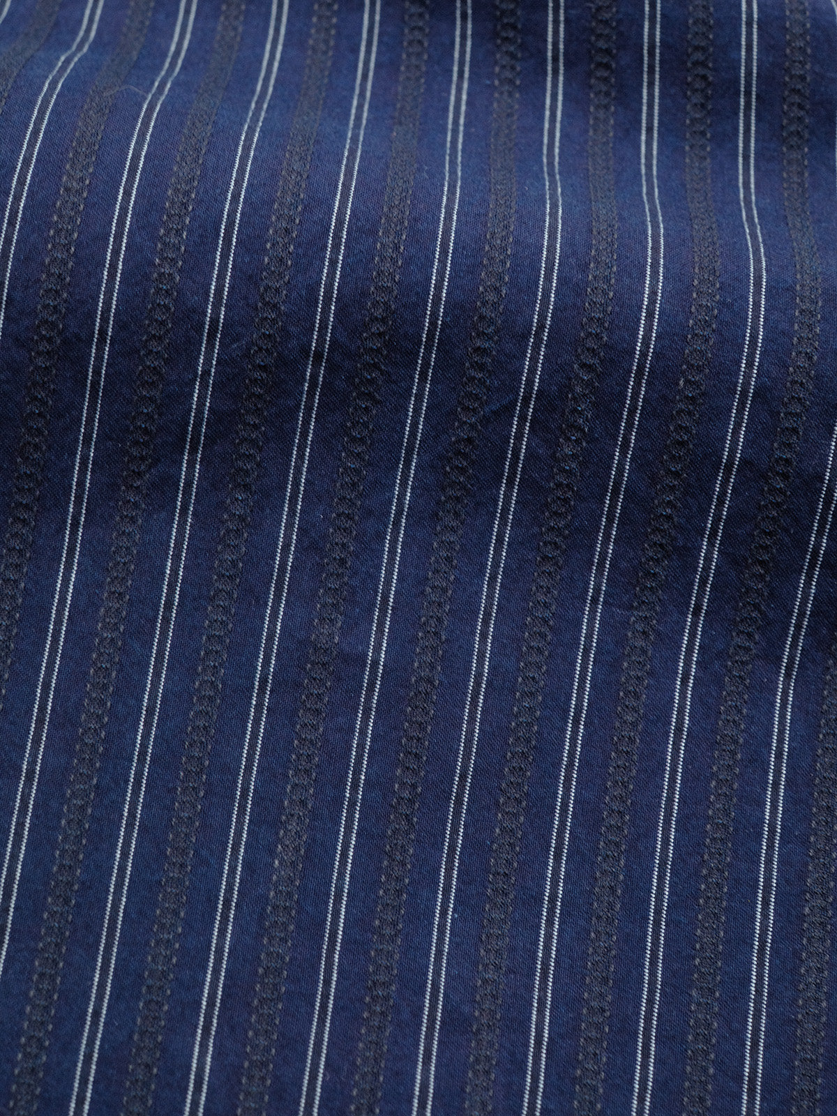 
            FERNANDA / INDIGOBLAU GESTREIFT