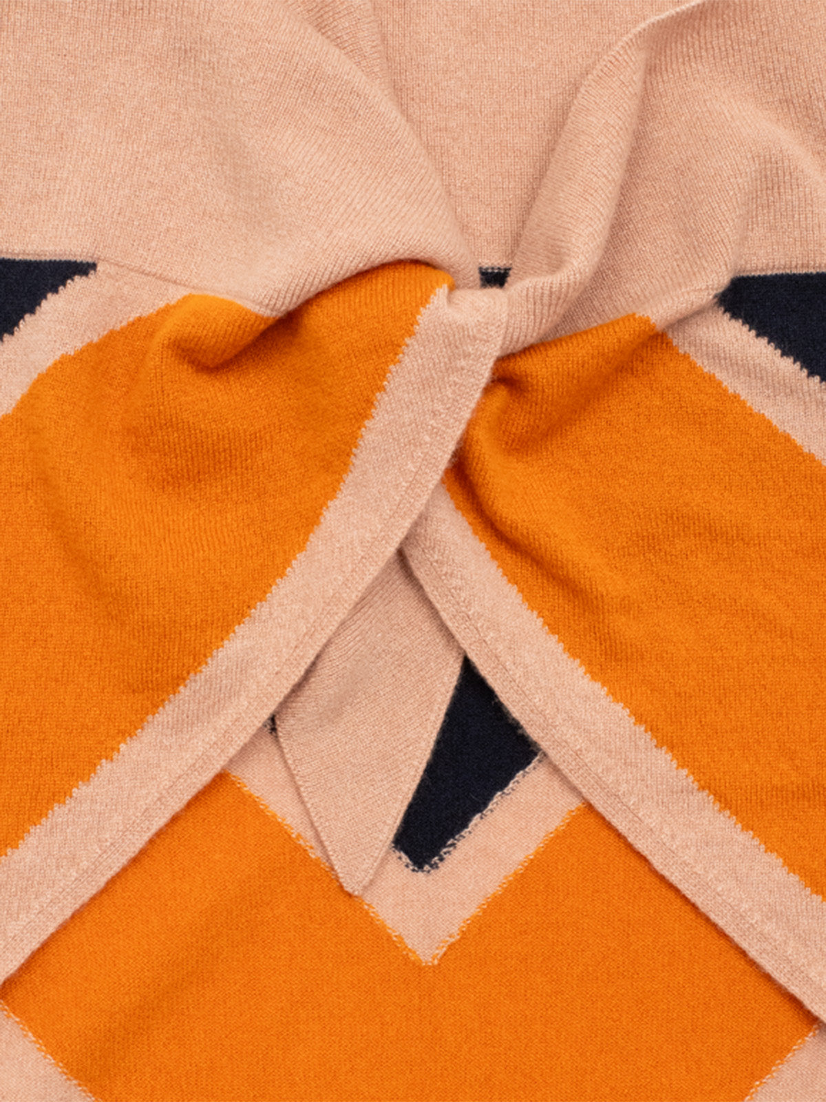 
            WILLOW /ROSÈ/ROST/DUNKELBLAU